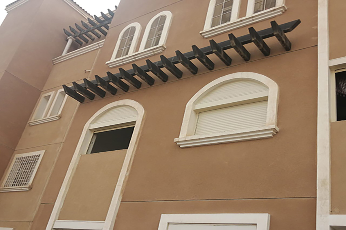 نوافذ وأبواب الشتر